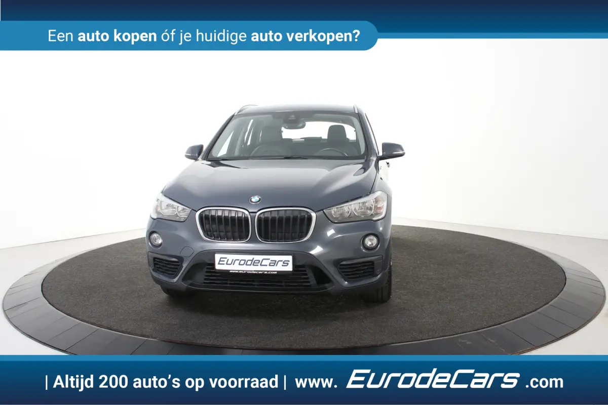 sDrive18i*1ste Eigenaar*Leer*Navigatie*Trekhaak*Carplay*