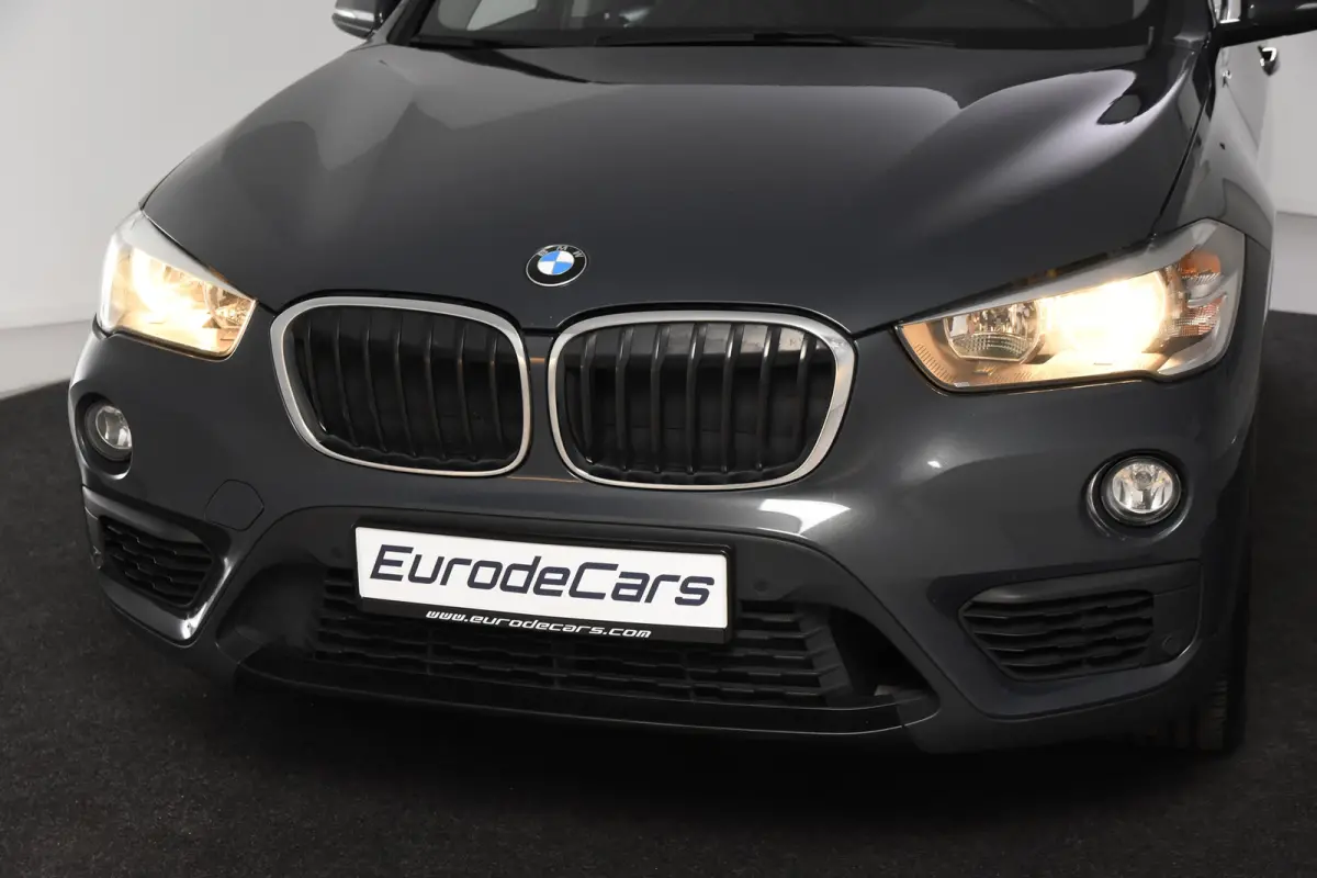 sDrive18i*1ste Eigenaar*Leer*Navigatie*Trekhaak*Carplay*