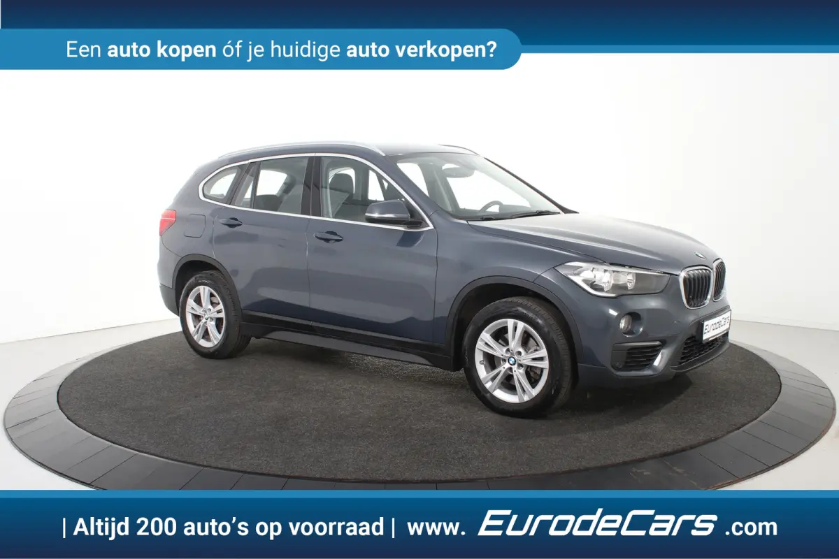 sDrive18i*1ste Eigenaar*Leer*Navigatie*Trekhaak*Carplay*