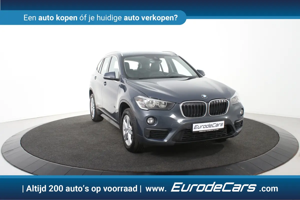 sDrive18i*1ste Eigenaar*Leer*Navigatie*Trekhaak*Carplay*