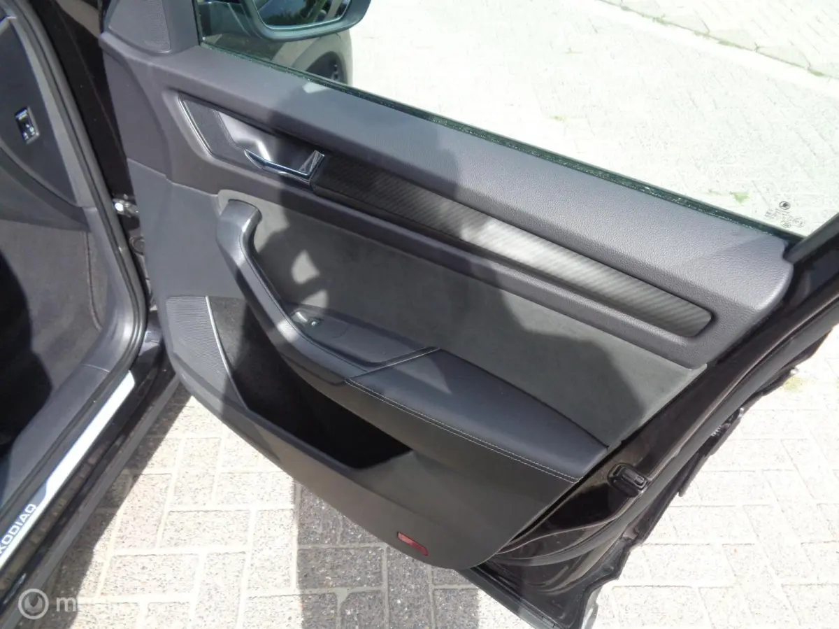 1.5 TSI Sportline Business/Full LED/20'' velgen/Ecc/Camera/Trekhaak/DCC/1st eig