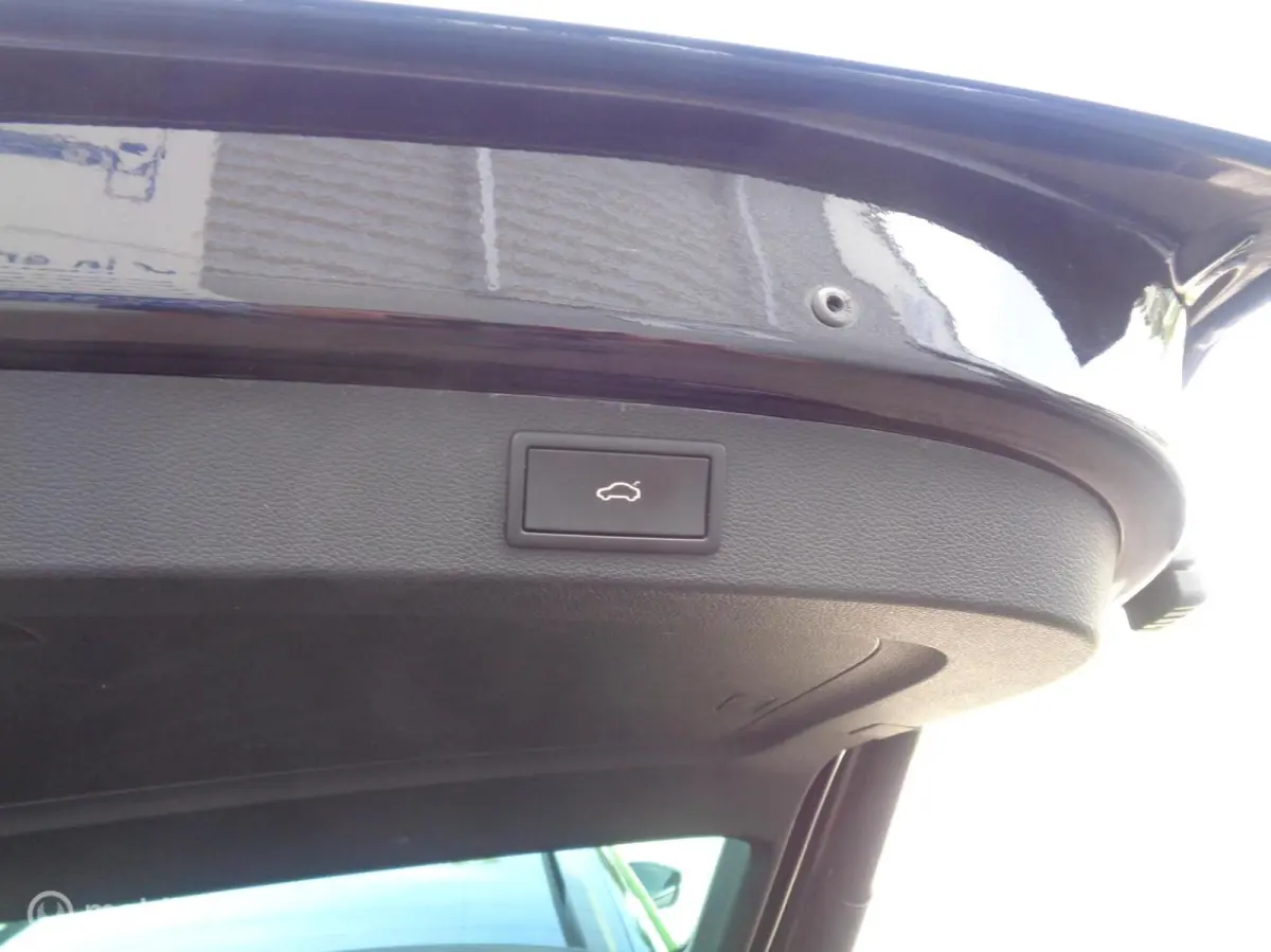 1.5 TSI Sportline Business/Full LED/20'' velgen/Ecc/Camera/Trekhaak/DCC/1st eig
