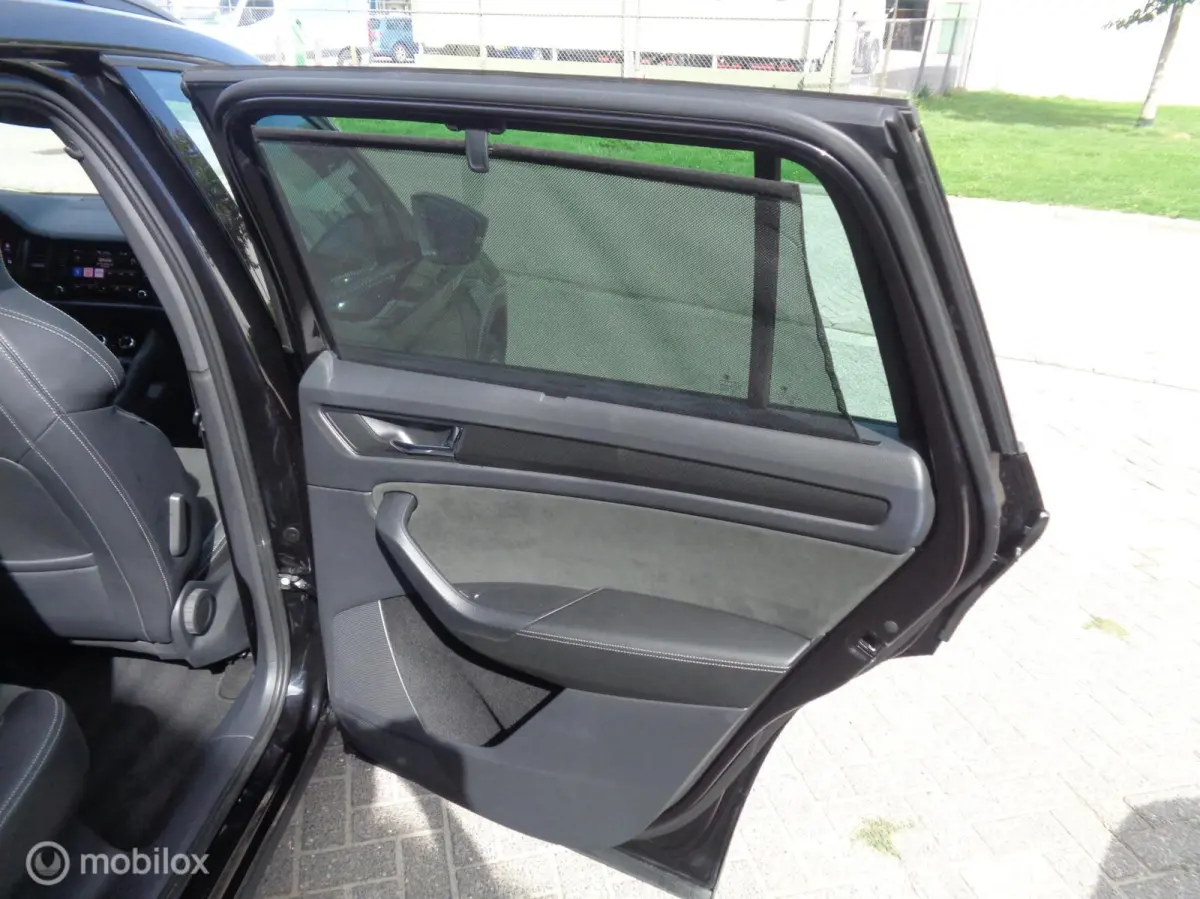 1.5 TSI Sportline Business/Full LED/20'' velgen/Ecc/Camera/Trekhaak/DCC/1st eig