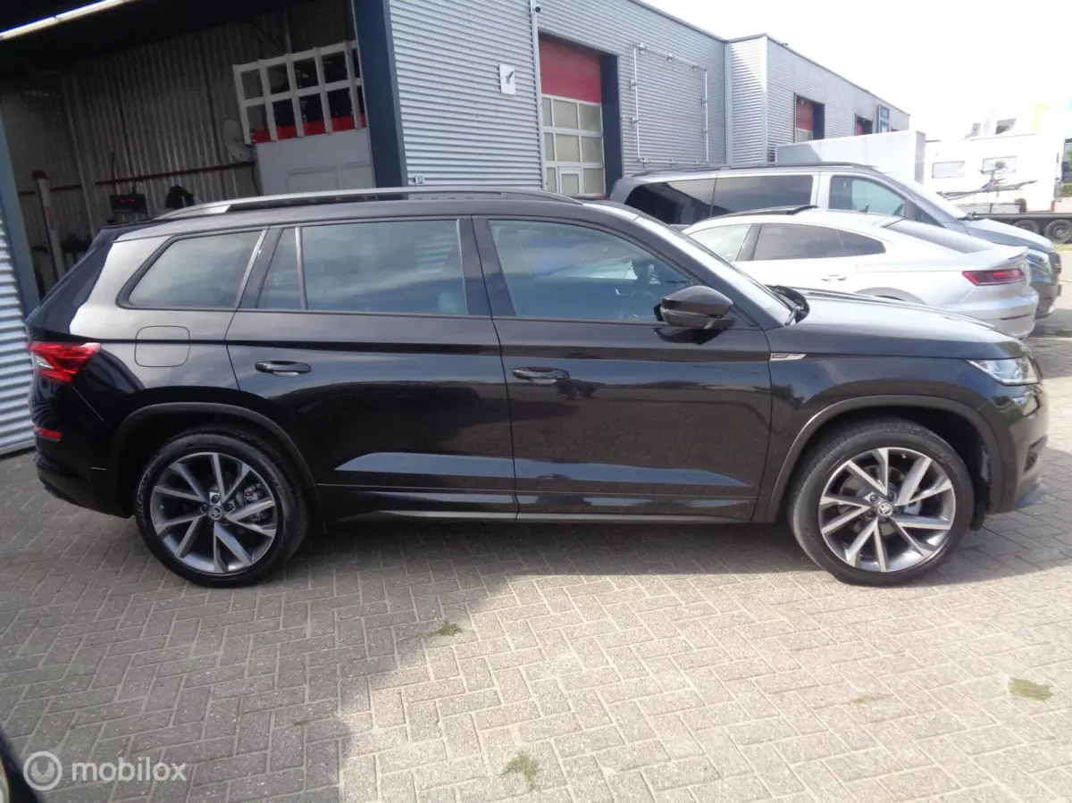 1.5 TSI Sportline Business/Full LED/20'' velgen/Ecc/Camera/Trekhaak/DCC/1st eig
