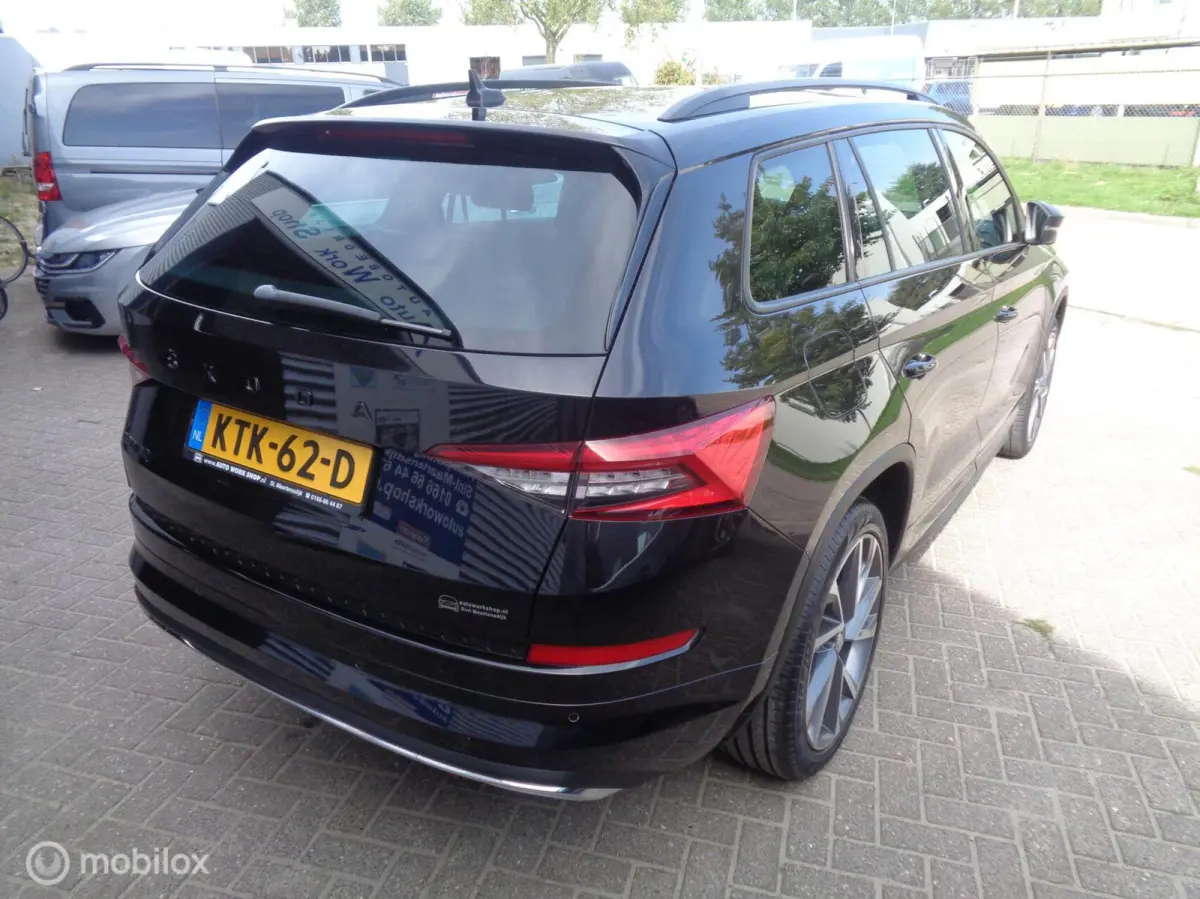 1.5 TSI Sportline Business/Full LED/20'' velgen/Ecc/Camera/Trekhaak/DCC/1st eig