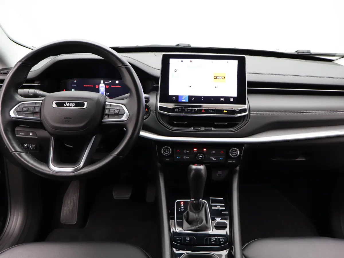 4xe 240 Plug-in Hybrid S | Leder | Navi | Adaptieve cruise | Camera | Elek. klep | Keyless | PDC V+A | Stoelverwarming |
