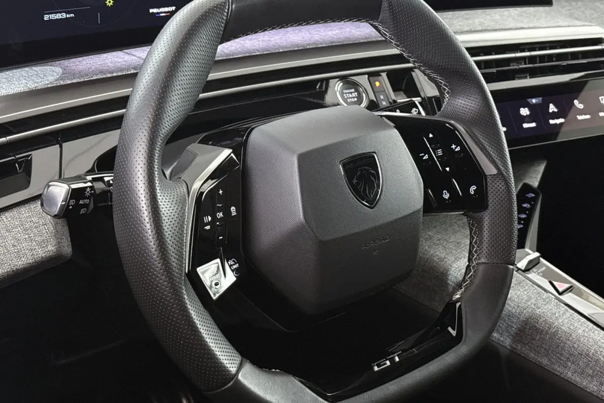 1.2 Hybrid 145 GT 7p 360 Camera Stuur-Stoelverwarming