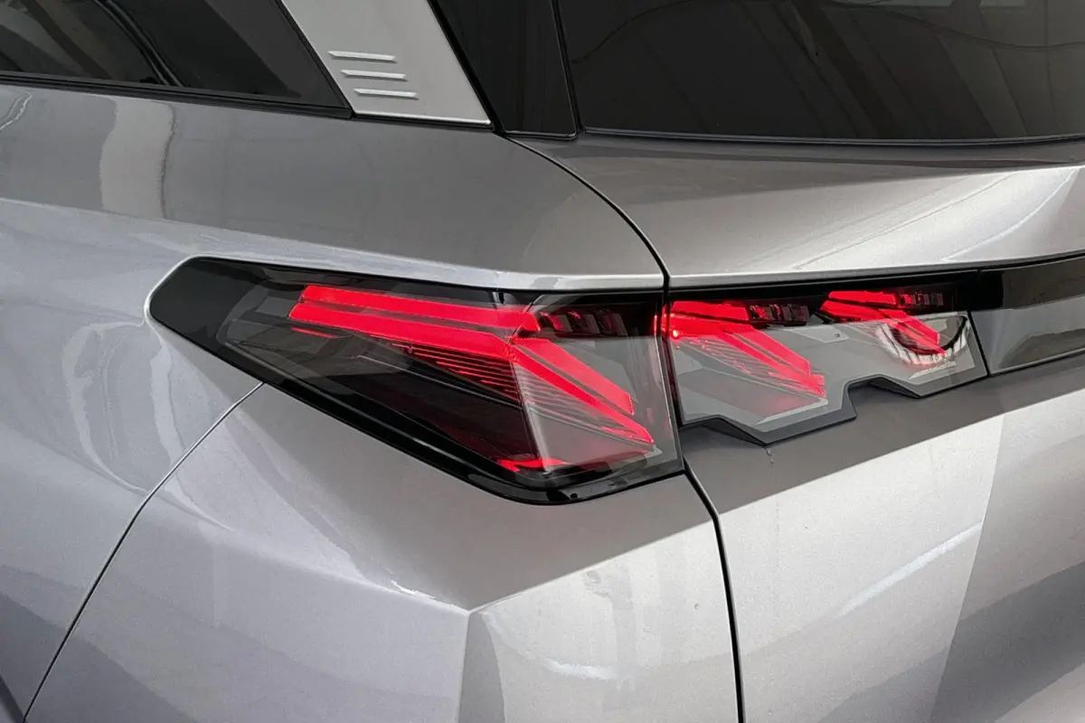 1.2 Hybrid 145 GT 7p 360 Camera Stuur-Stoelverwarming