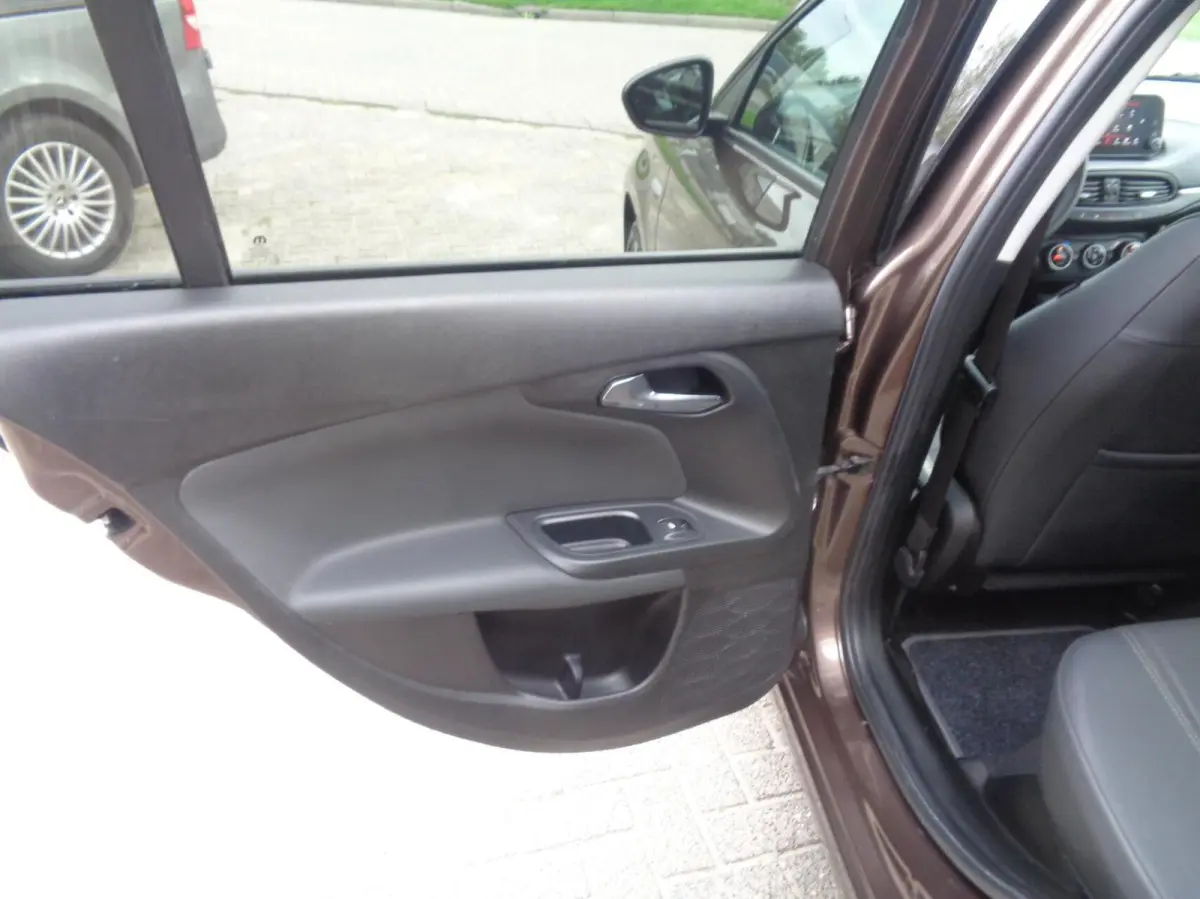 1.4 T-Jet 16v Business Lusso/Ecc/Airco/Lm velgen/PDC/Navi/LEER