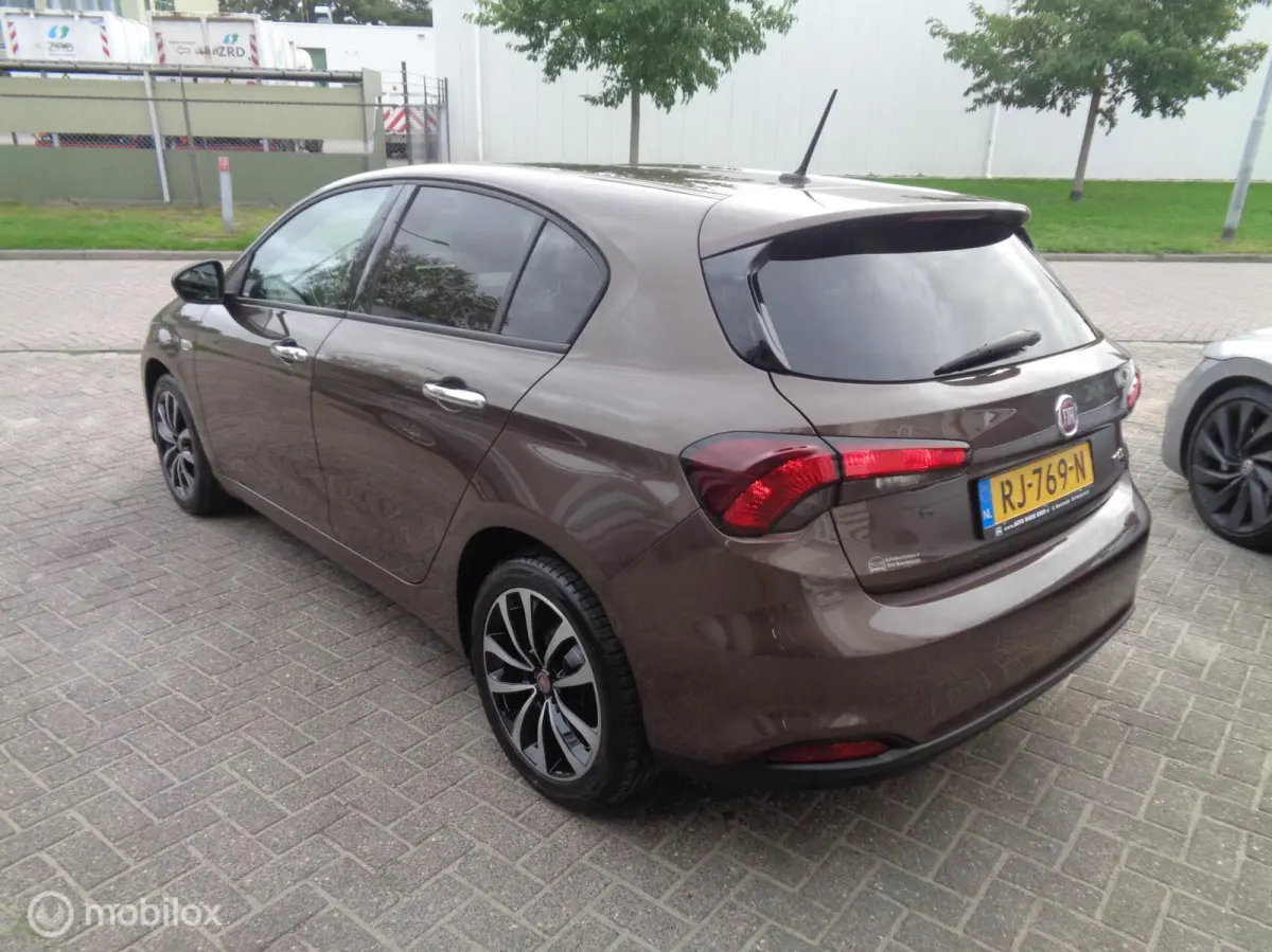 1.4 T-Jet 16v Business Lusso/Ecc/Airco/Lm velgen/PDC/Navi/LEER