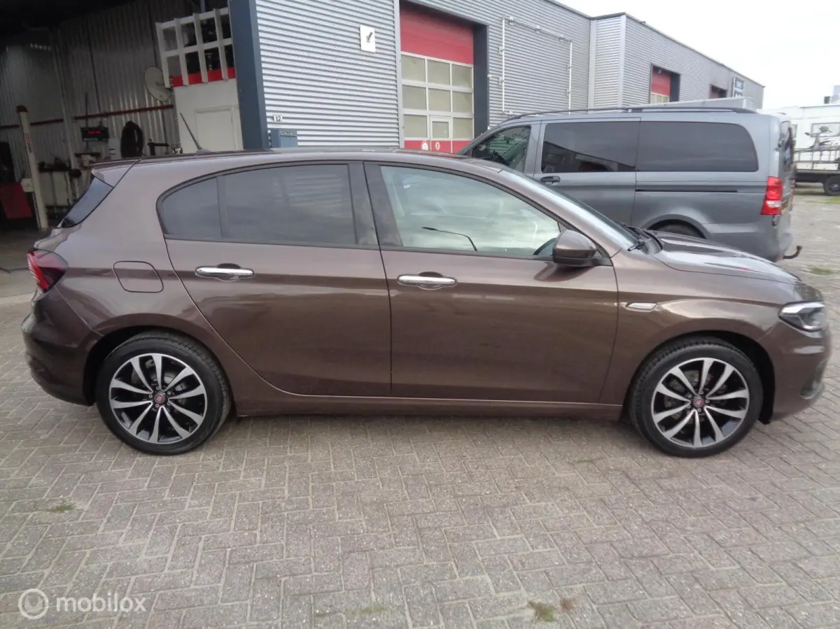 1.4 T-Jet 16v Business Lusso/Ecc/Airco/Lm velgen/PDC/Navi/LEER