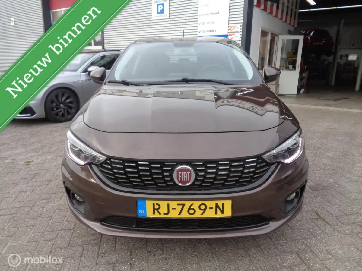 1.4 T-Jet 16v Business Lusso/Ecc/Airco/Lm velgen/PDC/Navi/LEER