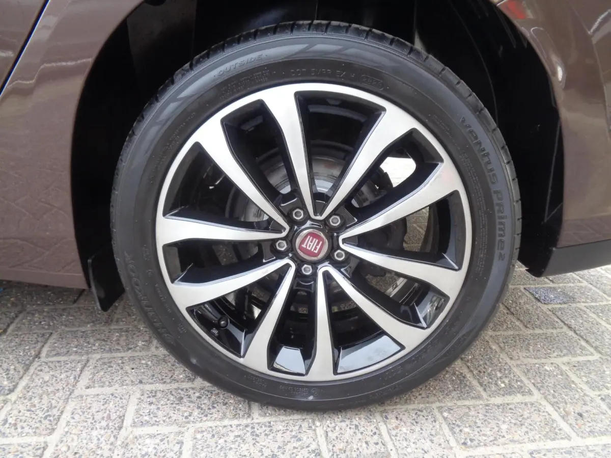 1.4 T-Jet 16v Business Lusso/Ecc/Airco/Lm velgen/PDC/Navi/LEER