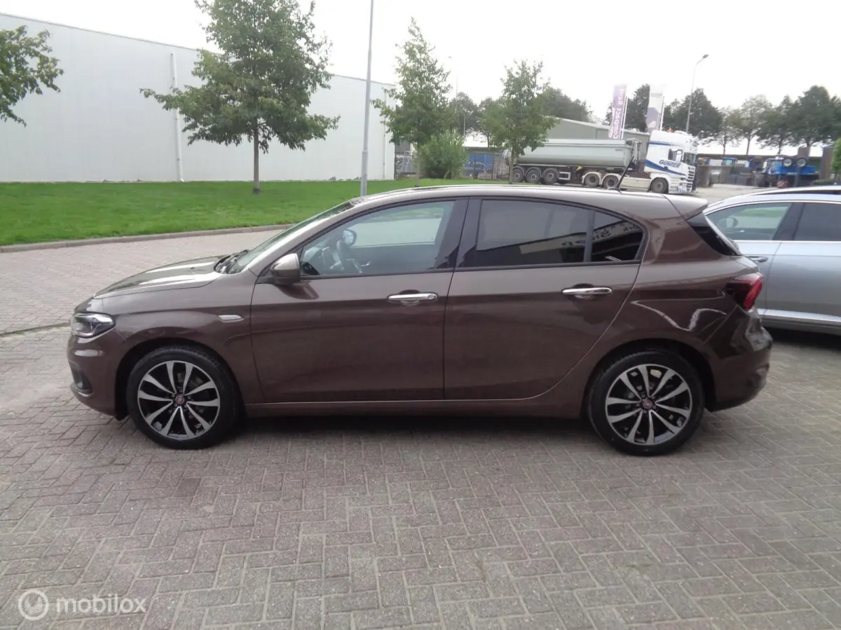 1.4 T-Jet 16v Business Lusso/Ecc/Airco/Lm velgen/PDC/Navi/LEER