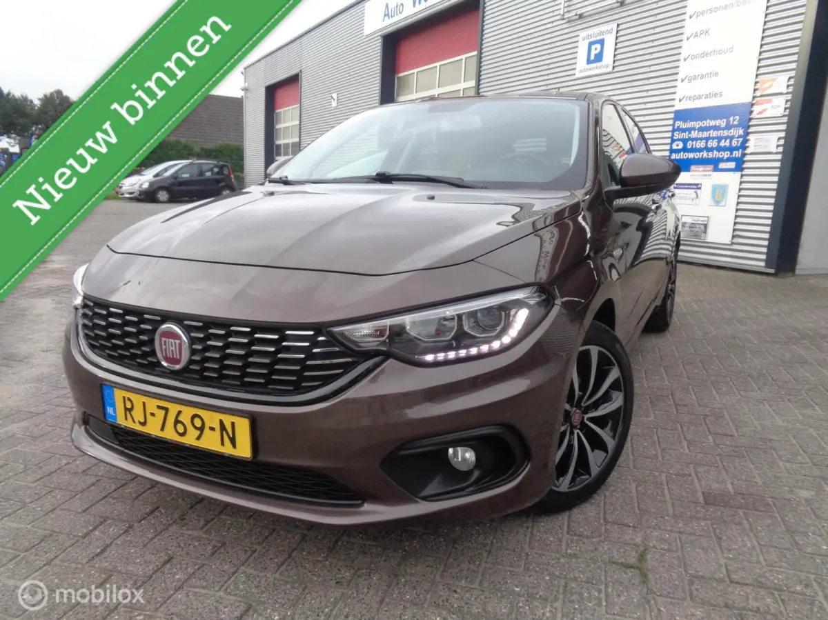 1.4 T-Jet 16v Business Lusso/Ecc/Airco/Lm velgen/PDC/Navi/LEER