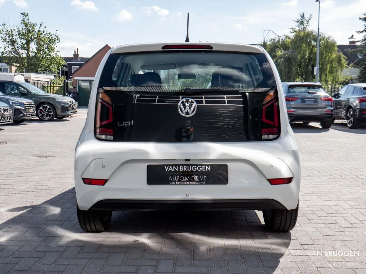 Up! 1.0 BMT move up! Camera Cruise E-Ramen Airco ParkeerSensoren