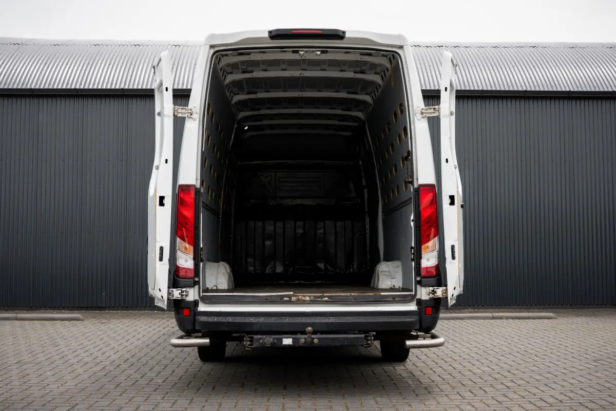 35S14V 2.3 L4H2 | Automaat | 3.5T Trekgewicht | Climate | Cruise | Euro 6