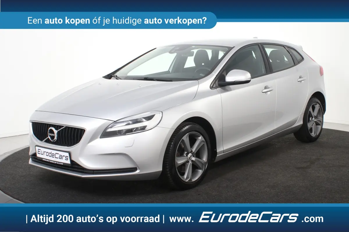 2.0 T3 Nordic+ *Leer*Navigatie*Stoelverwarming*Trekhaak*