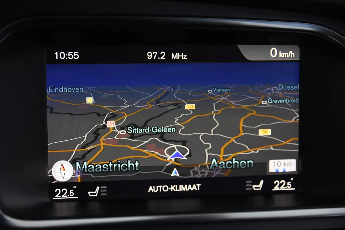 2.0 T3 Nordic+ *Leer*Navigatie*Stoelverwarming*Trekhaak*