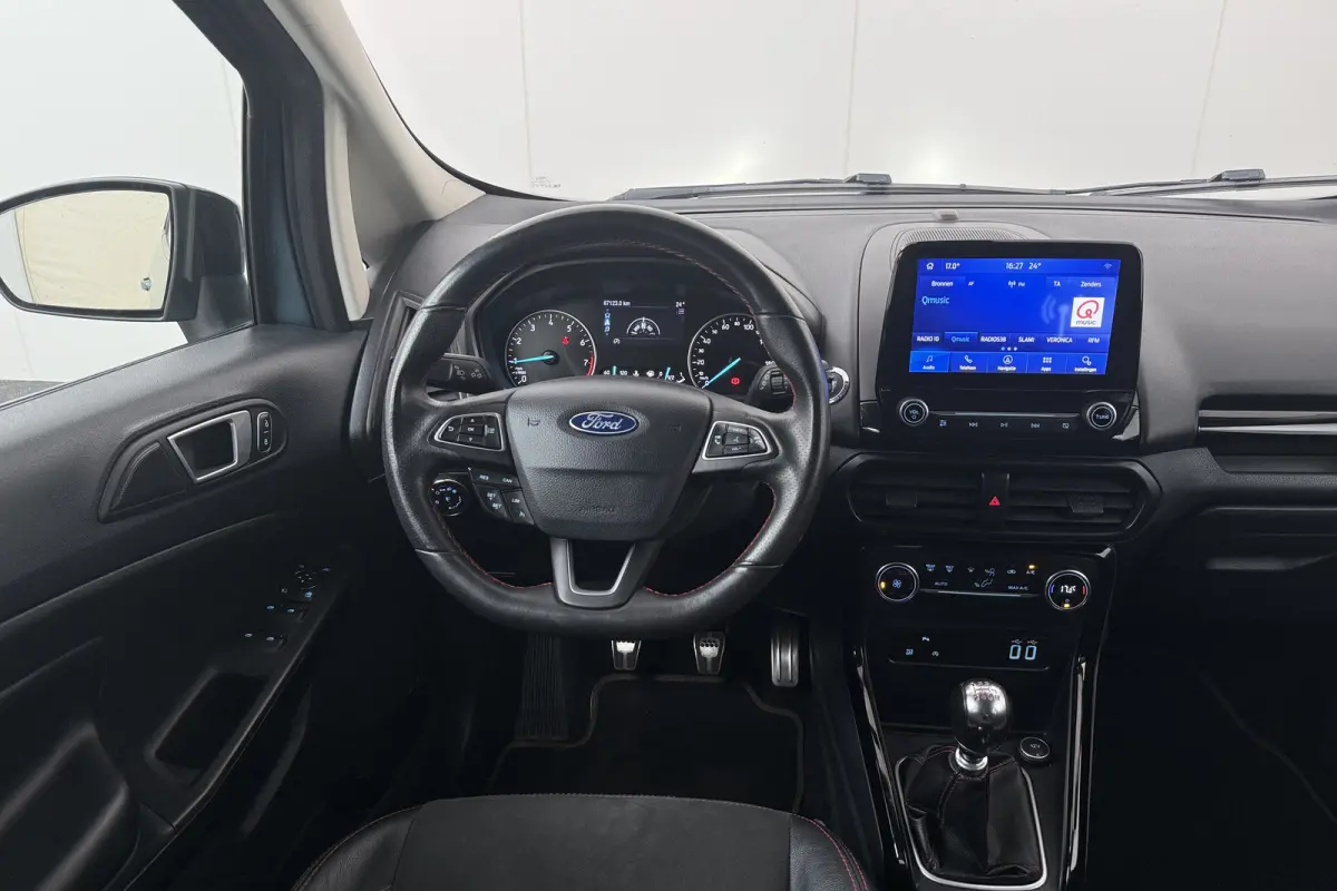 1.0 126 PK ST-Line Black Trekhaak Camera Carplay