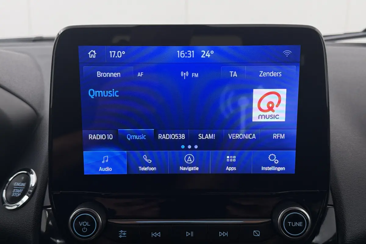 1.0 126 PK ST-Line Black Trekhaak Camera Carplay
