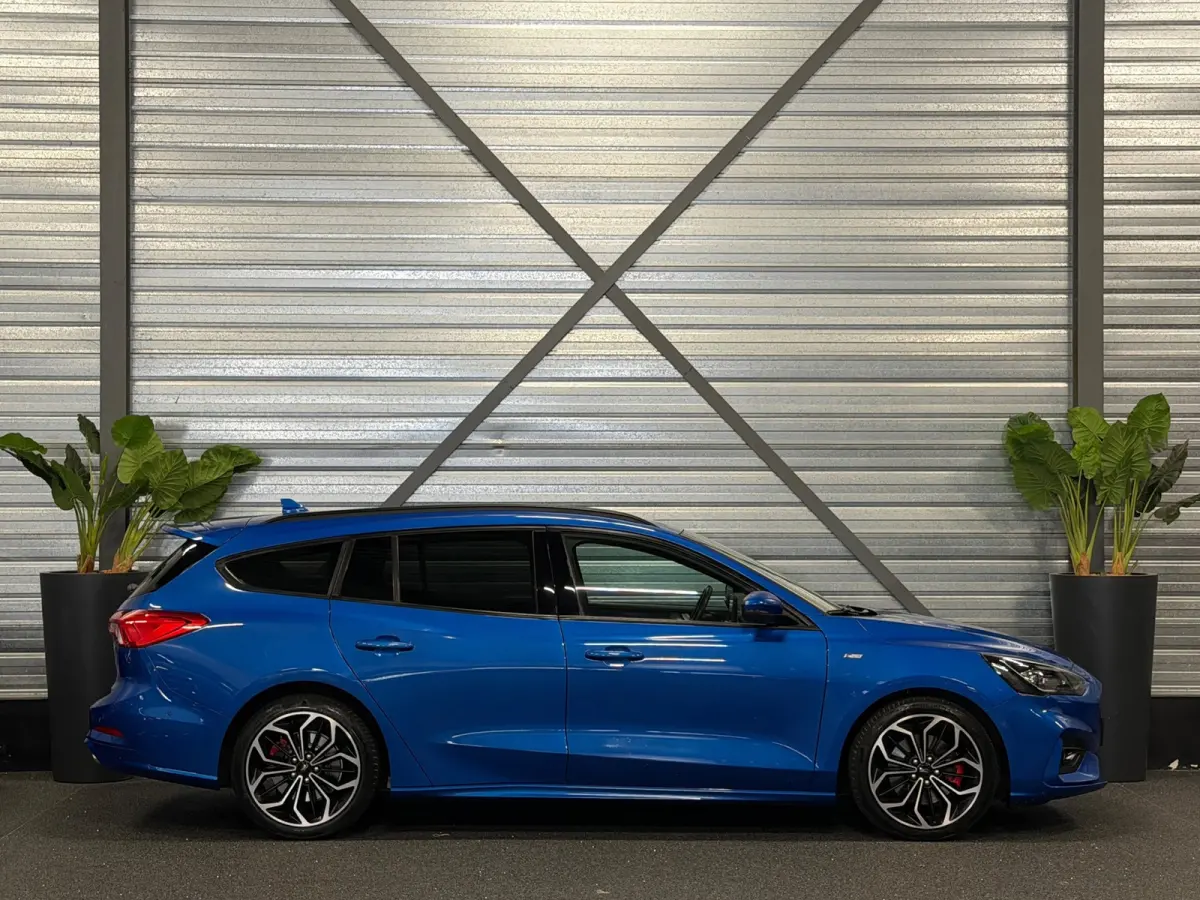 1.5 EcoBoost ST Line AUT/NAVI/LED/B&O/HALF-LEDER/CARPLAY/LANE-ASSIST/CAMERA/PDC/STOEL+STUURVERW/12-MND-GARANTIE