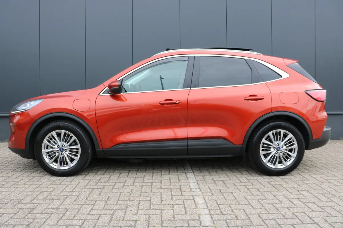 2.5 PHEV ST-Line X | Panorama schuif-/kanteldak | Voorstoelen verwarmd | Achterbank verwarmd | Stuurwiel verwarmd | Navi | Camera |