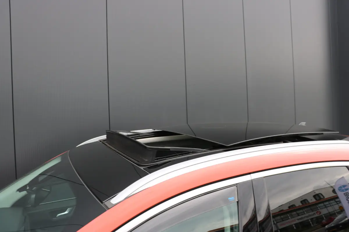 2.5 PHEV ST-Line X | Panorama schuif-/kanteldak | Voorstoelen verwarmd | Achterbank verwarmd | Stuurwiel verwarmd | Navi | Camera |