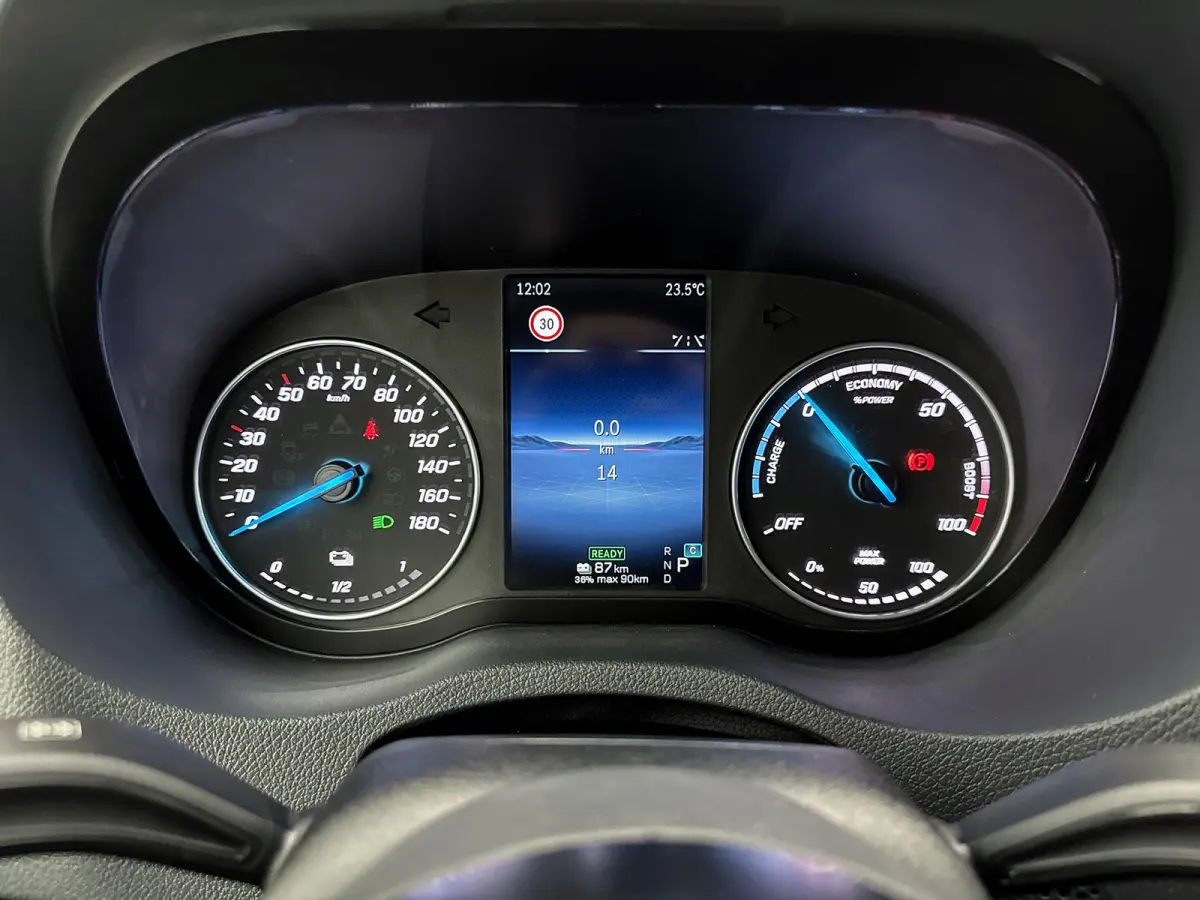 320 L3H2 Pro 81kWh Nieuw Led Snelladen Carplay Betimmering