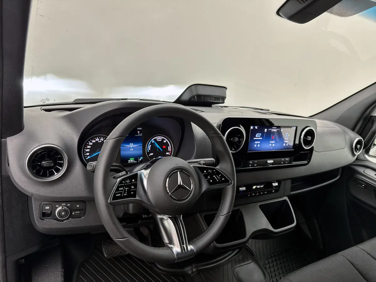 320 L3H2 Pro 81kWh Nieuw Led Snelladen Carplay Betimmering