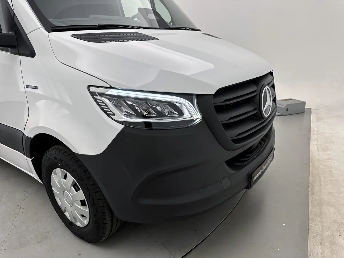 320 L3H2 Pro 81kWh Nieuw Led Snelladen Carplay Betimmering