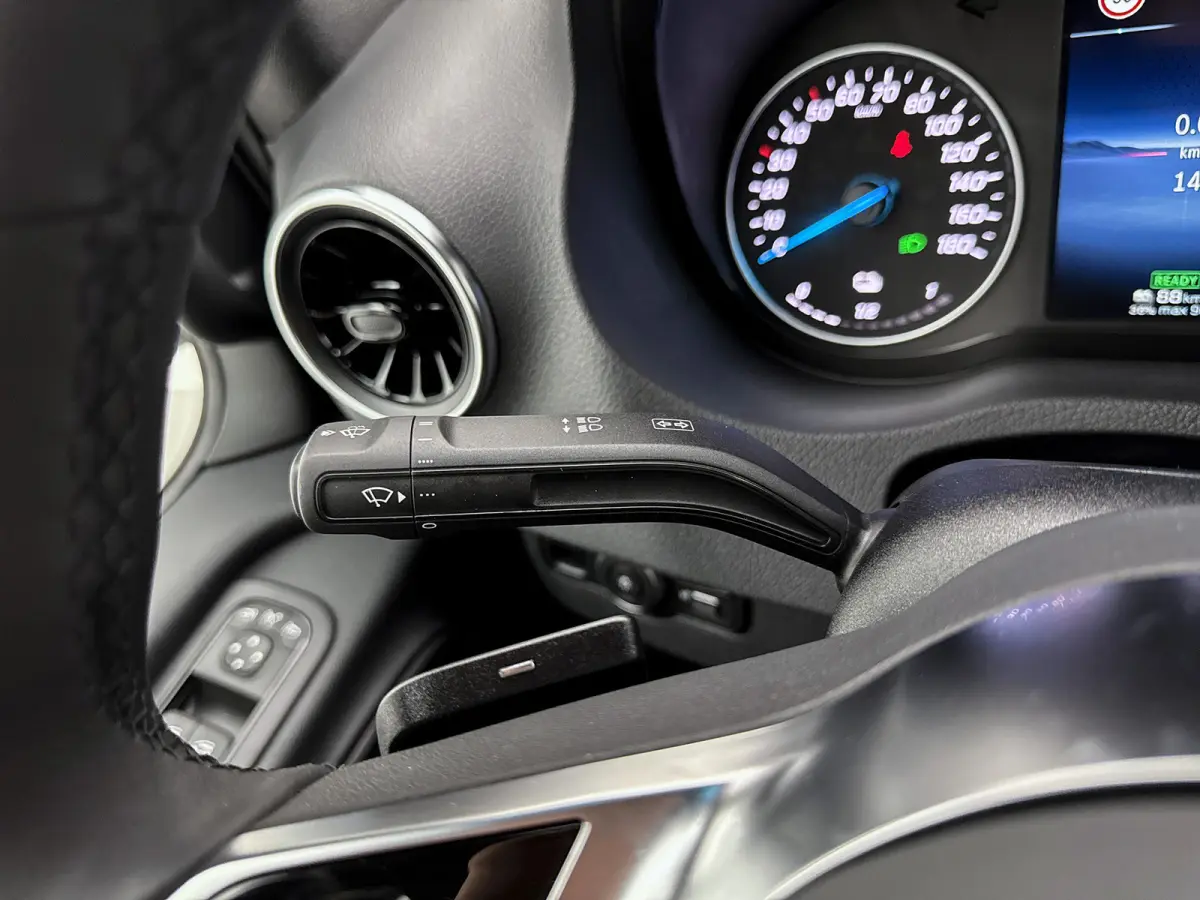 320 L3H2 Pro 81kWh Nieuw Led Snelladen Carplay Betimmering