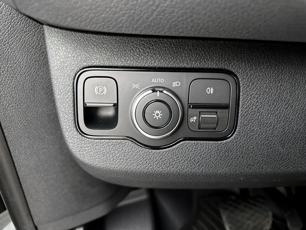 320 L3H2 Pro 81kWh Nieuw Led Snelladen Carplay Betimmering