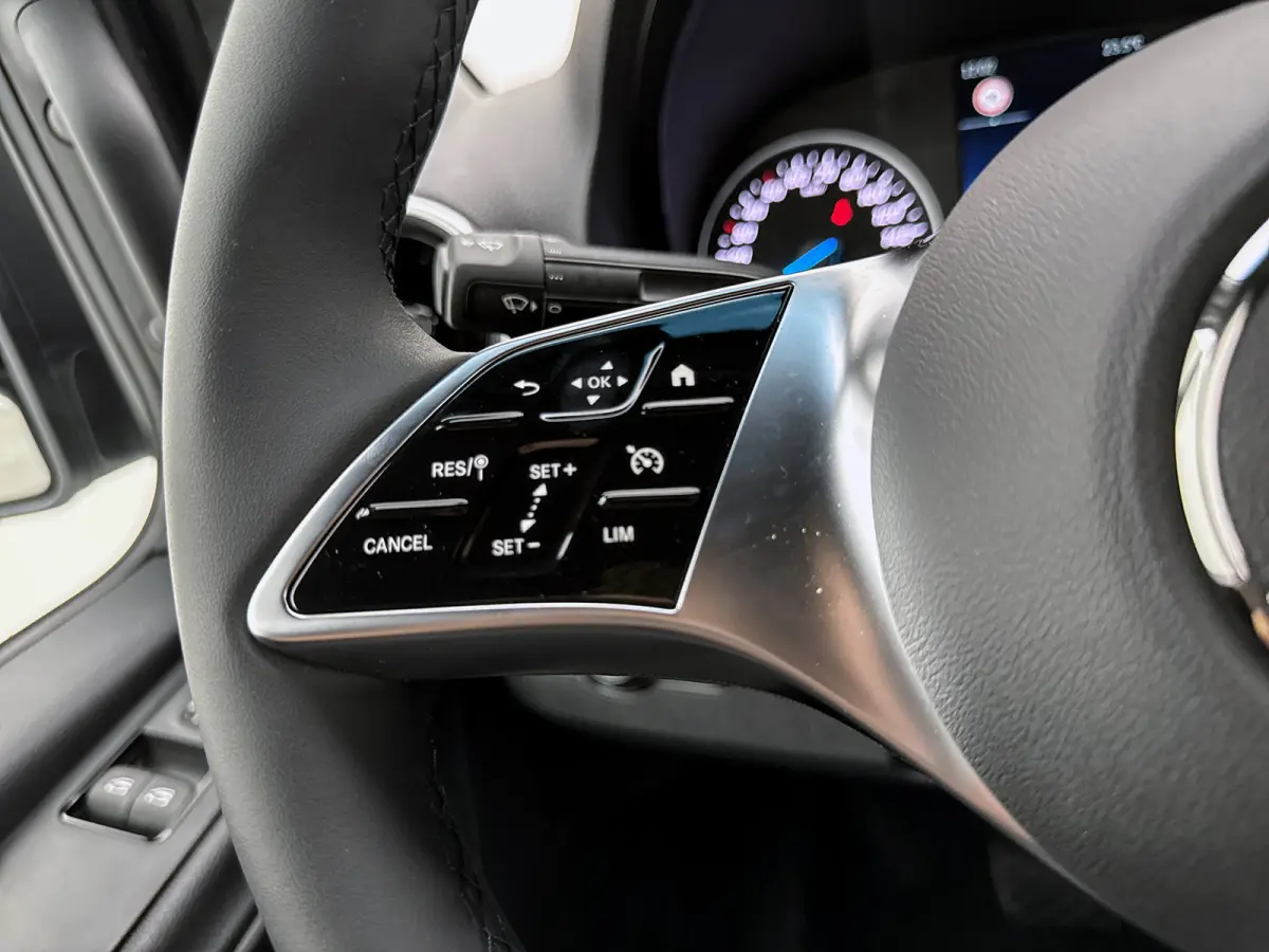 320 L3H2 Pro 81kWh Nieuw Led Snelladen Carplay Betimmering
