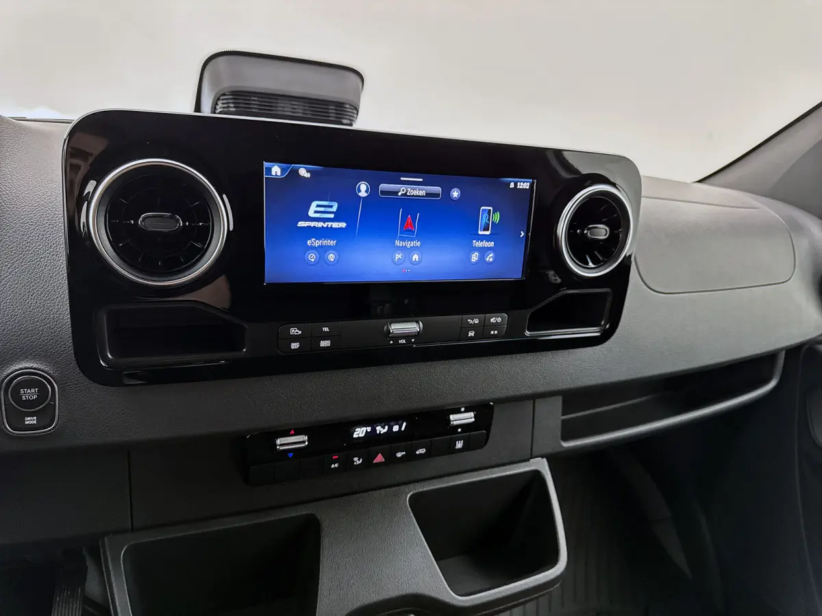 320 L3H2 Pro 81kWh Nieuw Led Snelladen Carplay Betimmering