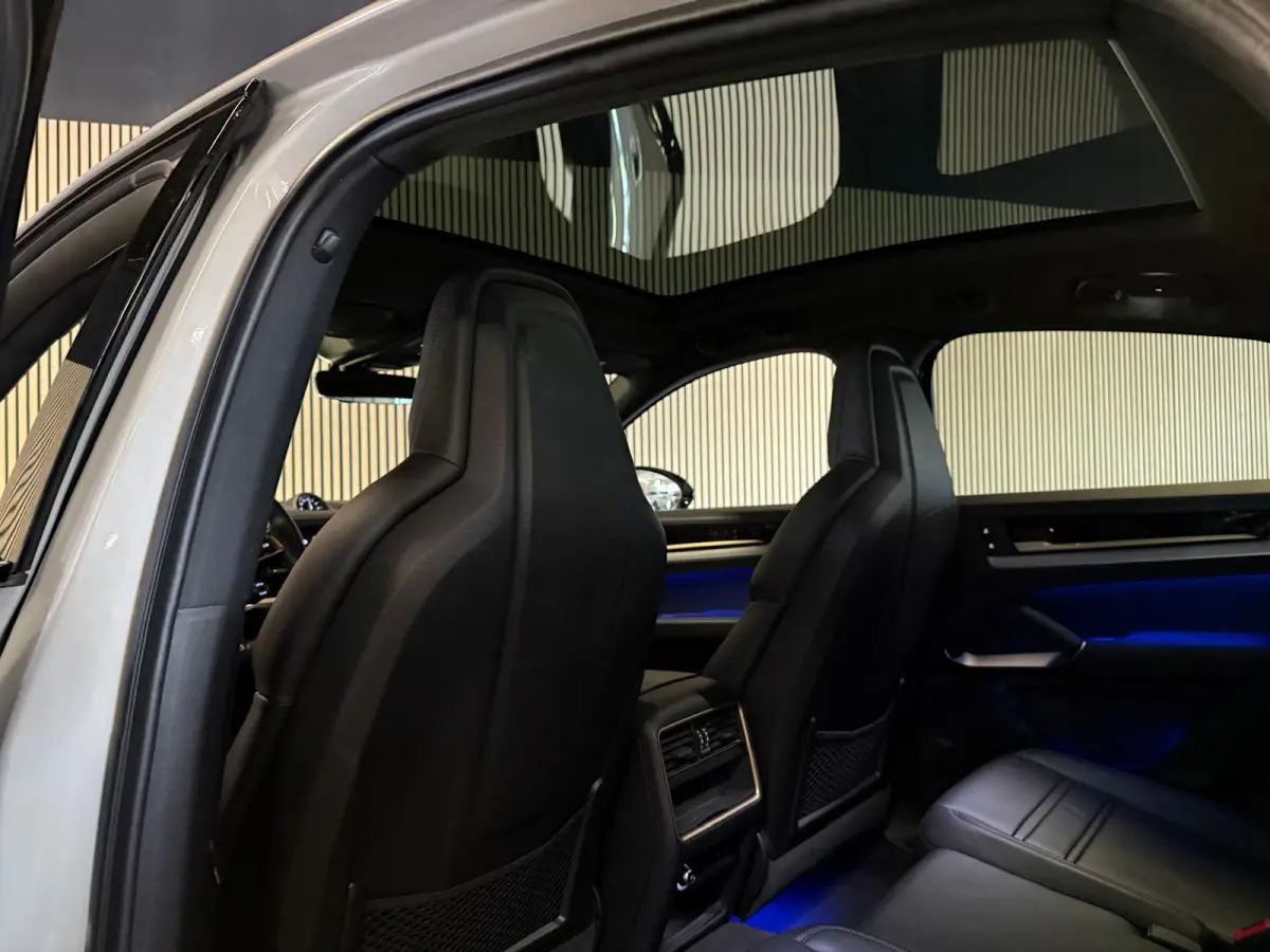 3.0 E-Hybrid SPORT DESIGN-SOH 91%-18 VOUDIG-BIJRIJDER DISPLAY-TREKHAAK-BOSE-SPORTUITLAAT-BTW