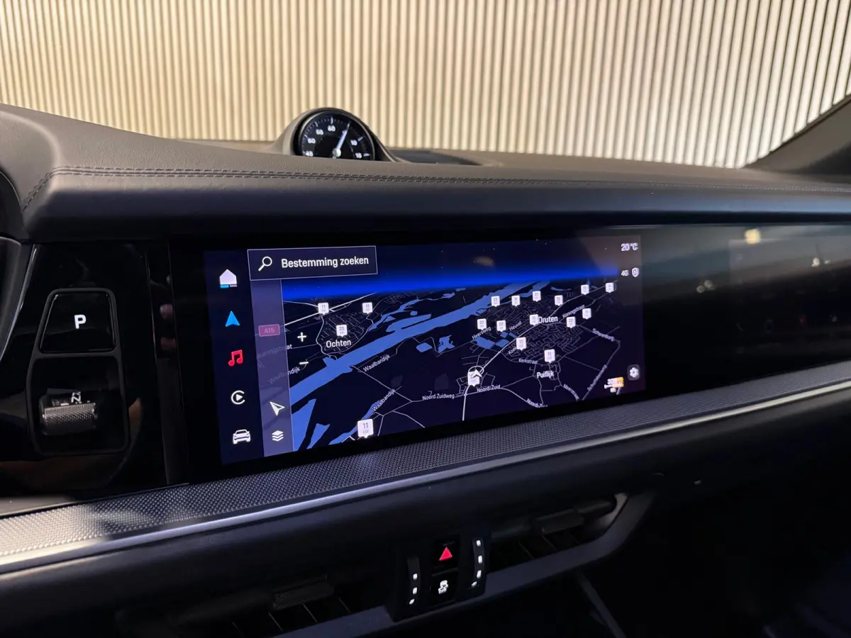 3.0 E-Hybrid SPORT DESIGN-SOH 91%-18 VOUDIG-BIJRIJDER DISPLAY-TREKHAAK-BOSE-SPORTUITLAAT-BTW