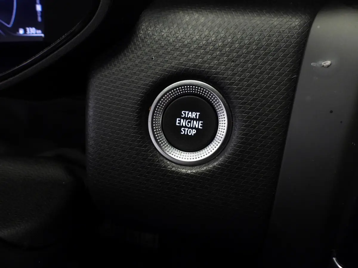 1.6 E-Tech Hybrid 140 Intens NAVI/360CAM/CLIMA/LED/17"LMV!