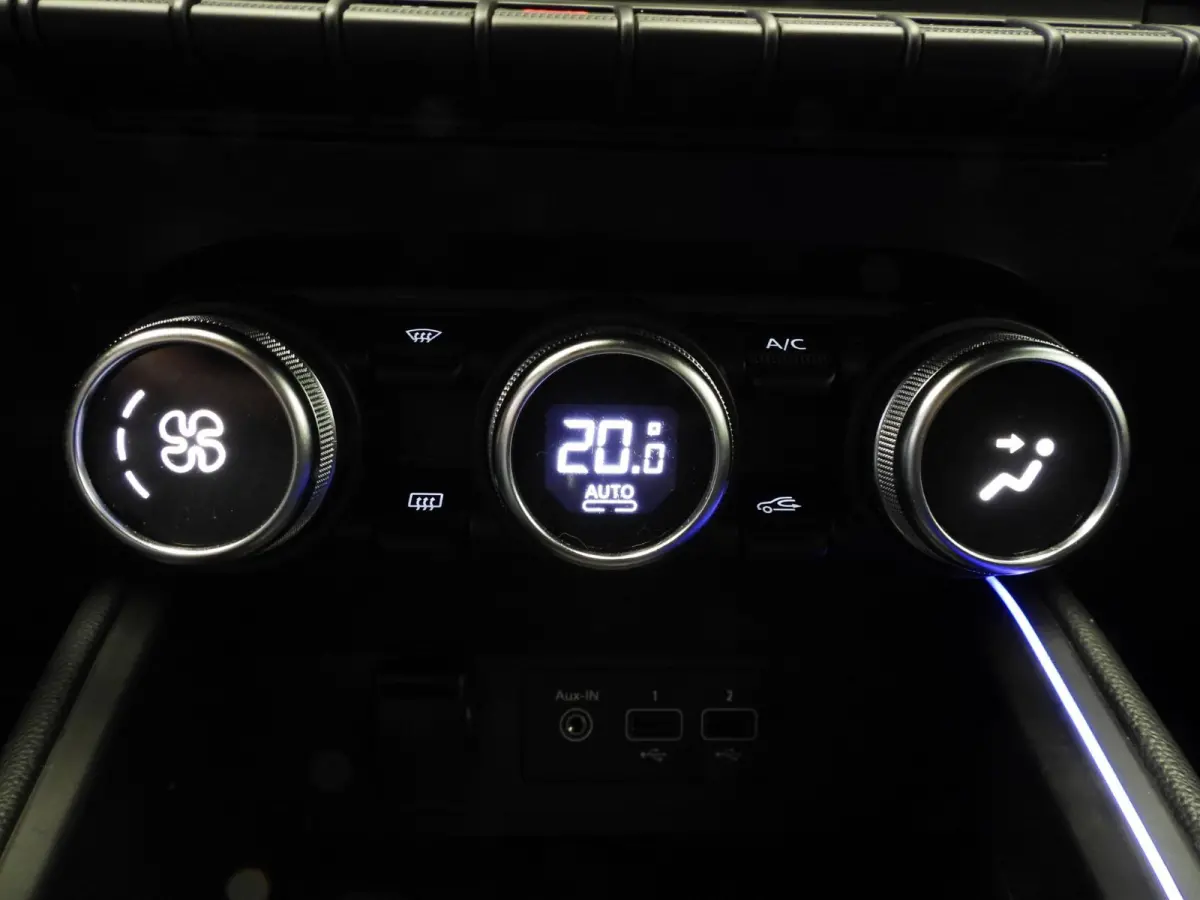 1.6 E-Tech Hybrid 140 Intens NAVI/360CAM/CLIMA/LED/17"LMV!