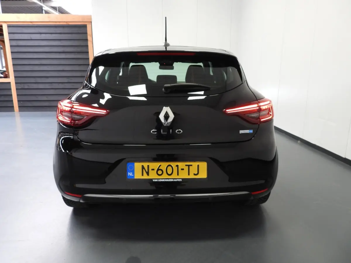 1.6 E-Tech Hybrid 140 Intens NAVI/360CAM/CLIMA/LED/17"LMV!