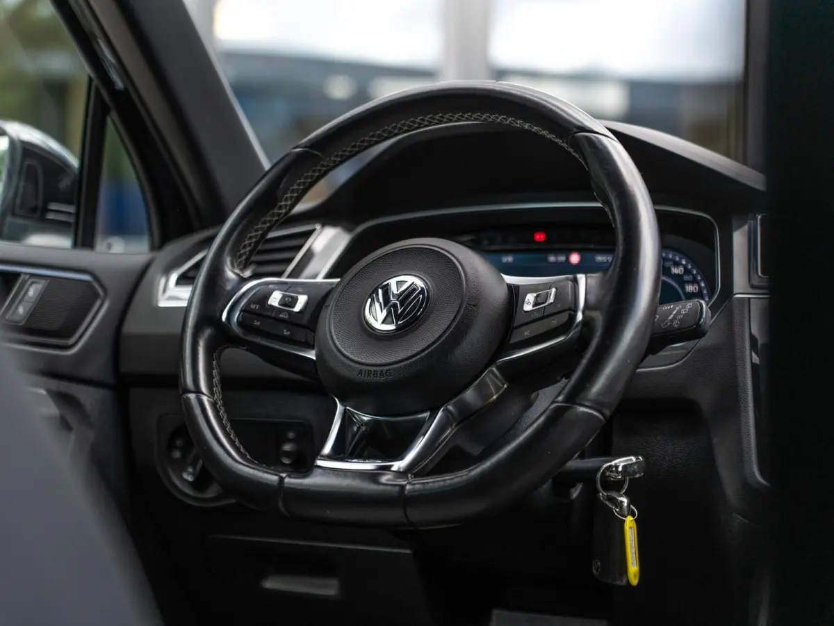 2.0 TSI 4Motion Highline|PANO|CRUISE|APP.