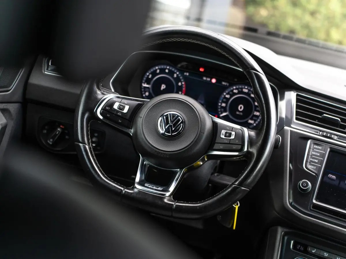 2.0 TSI 4Motion Highline|PANO|CRUISE|APP.