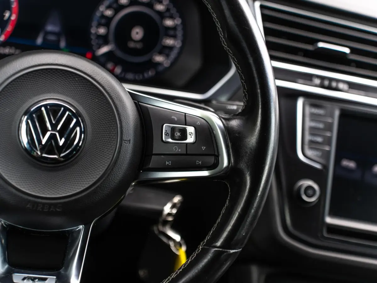 2.0 TSI 4Motion Highline|PANO|CRUISE|APP.