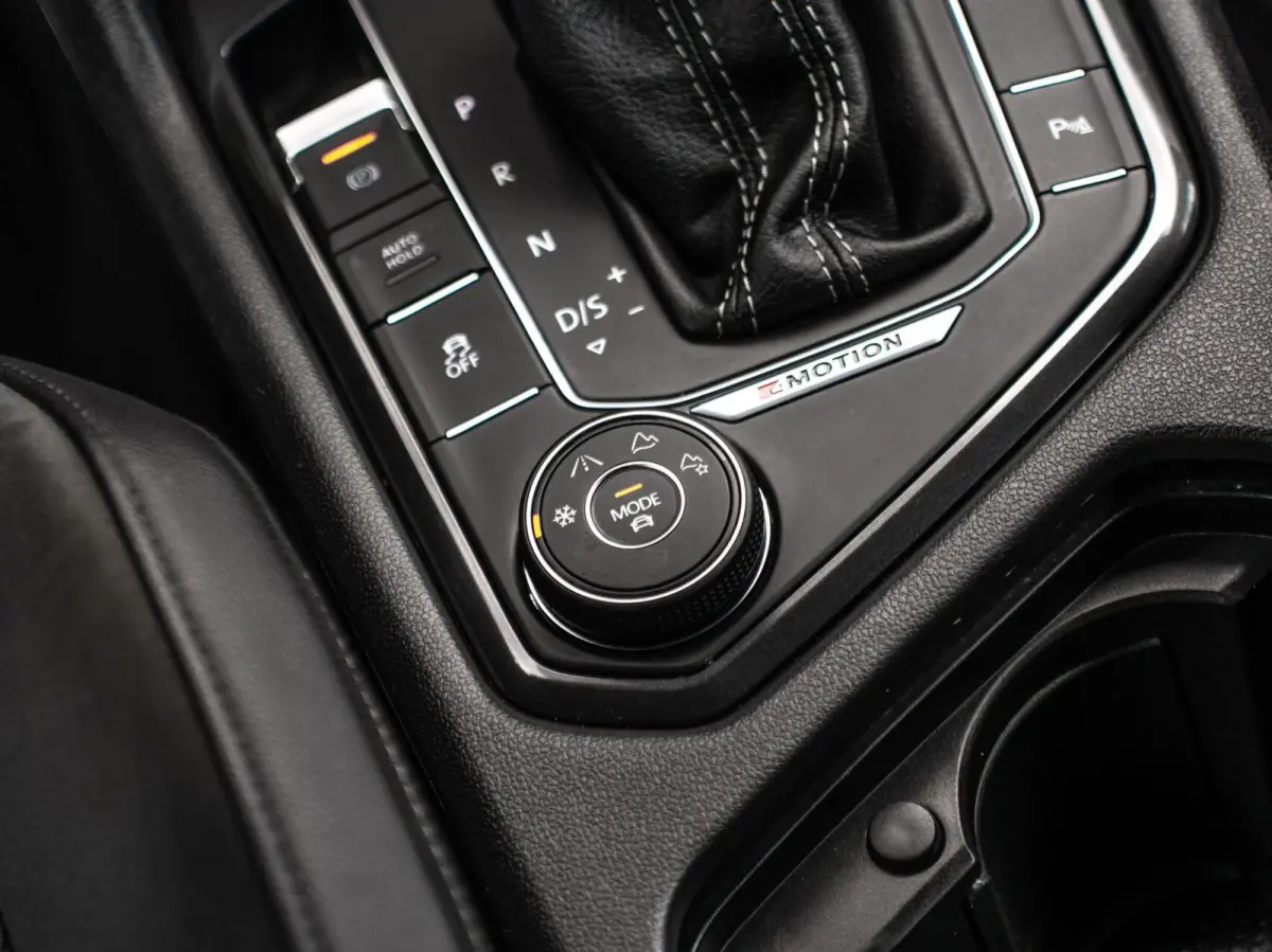 2.0 TSI 4Motion Highline|PANO|CRUISE|APP.