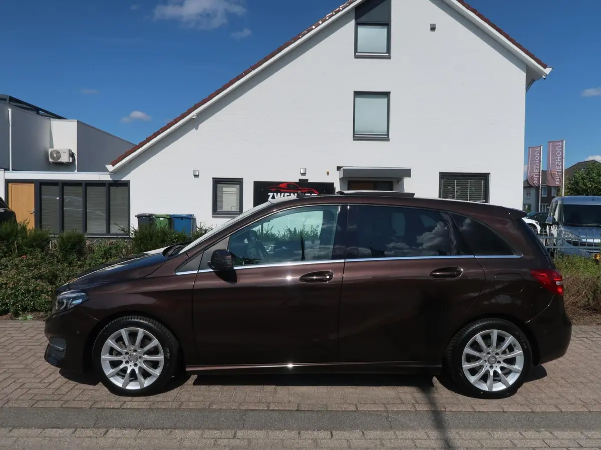 180 Sport AUT F-1 PANORAMADAK|TREKHAAK|MEMORY|CAMERA|ADAPTIVE CRUISECONTROL|LEDER|ZEER MOOI