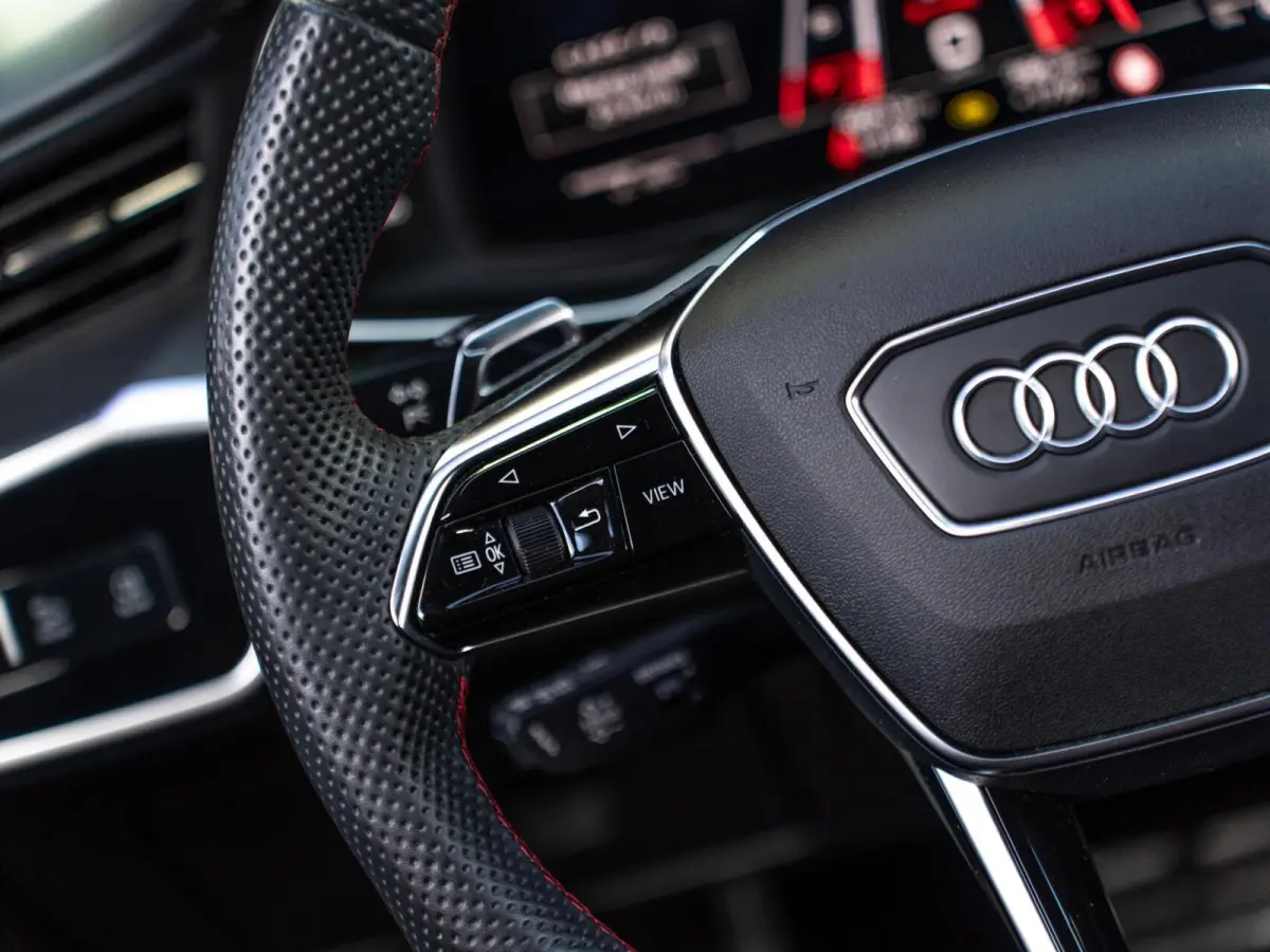 4.0 TFSI Quattro|PANO|B&O|360|ACC|22''|CARBON