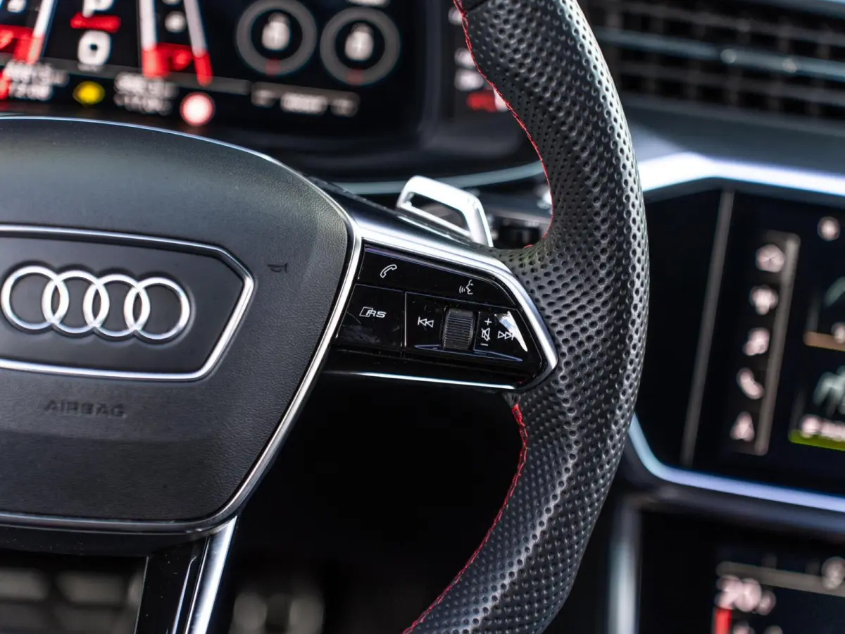 4.0 TFSI Quattro|PANO|B&O|360|ACC|22''|CARBON