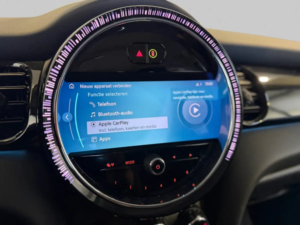 1.5 Cooper Camden Edition(NL-auto, 1e Eig, Dealer OndH, Carplay, PDC, Climate Con, Cruise Con, Navi, etc)