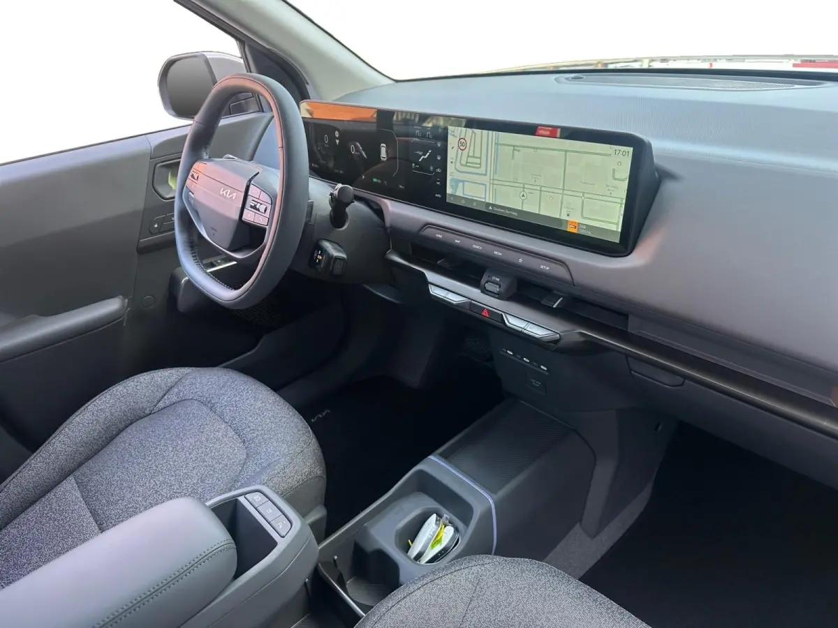 Air 42.2 kWh | Enkele op voorraad | 3000.- inruilkorting | Stoel/Stuurverwarming | Wireless Carplay/Auto |