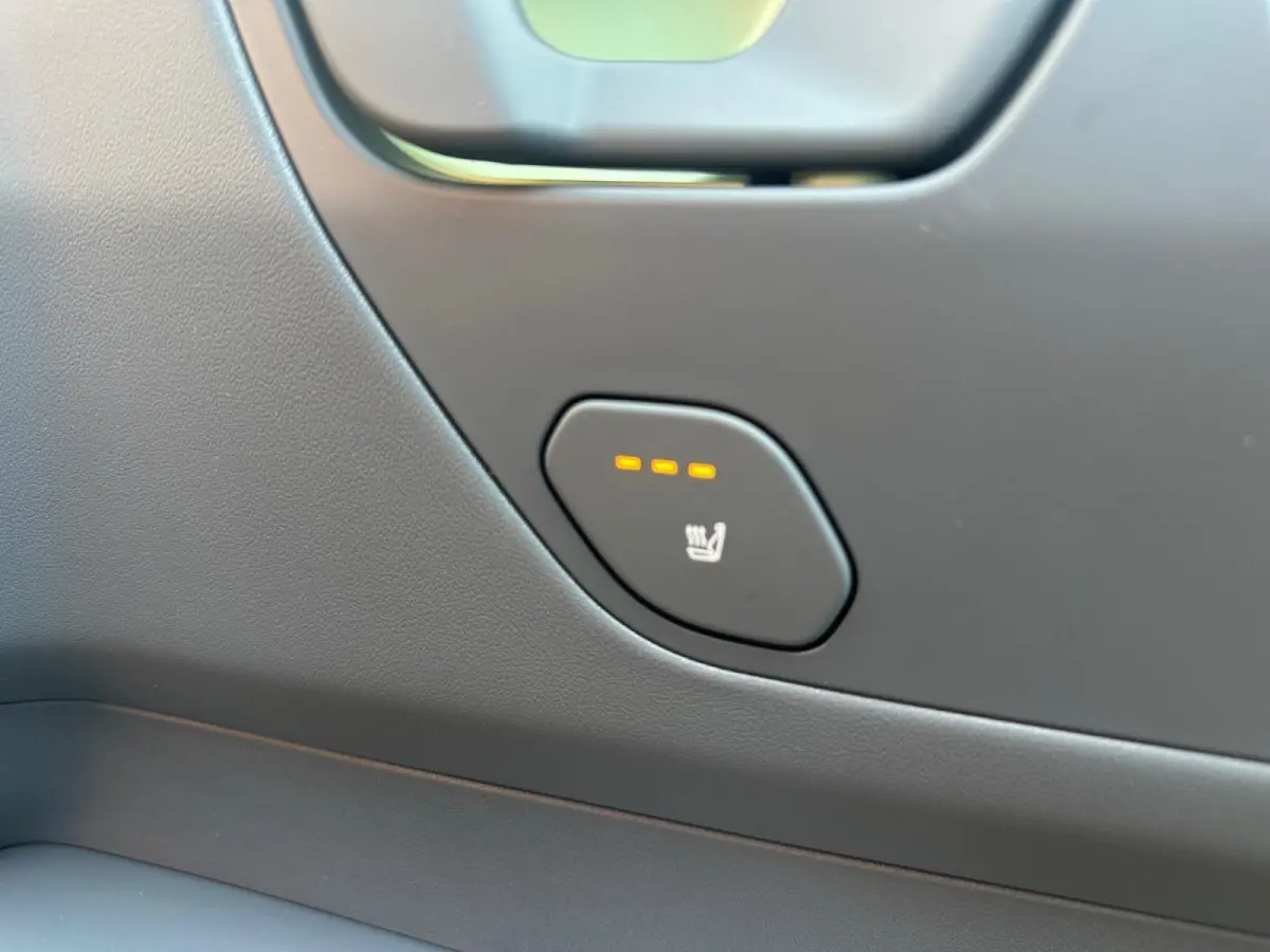 Air 42.2 kWh | Enkele op voorraad | 3000.- inruilkorting | Stoel/Stuurverwarming | Wireless Carplay/Auto |